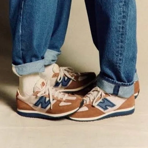 Sézane x New Balance 471 Sneakers - Picture 3 of 11